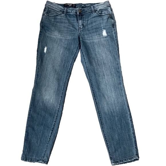 Simply Vera Vera Wang Mid Rise Skinny Jeans, Blue Distressed Size 8P - Picture 1 of 13